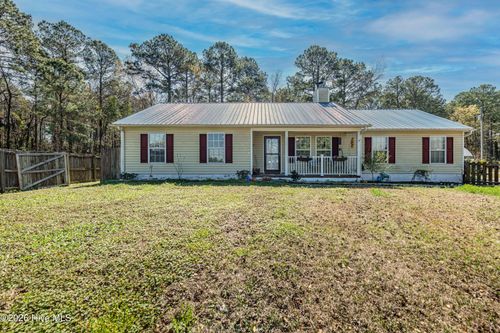 101 Barrington Ct, Maple Hill, NC, 28454-8659 | Card Image