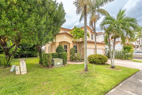 7670 Nw 113th Path, Doral, FL, 33178-1507 | Card Image