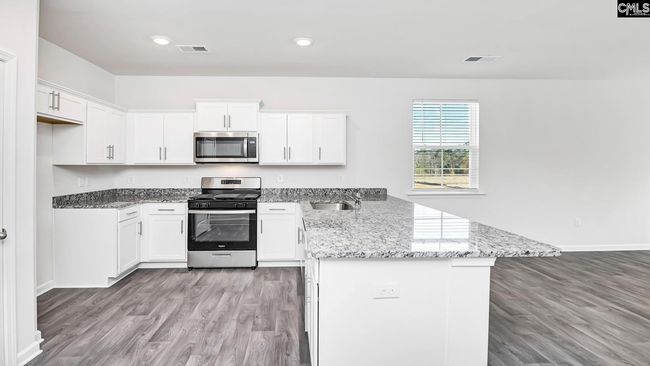 566 Edgetree Dr, House other with 4 bedrooms, 2 bathrooms and null parking in Hopkins SC | Image 4