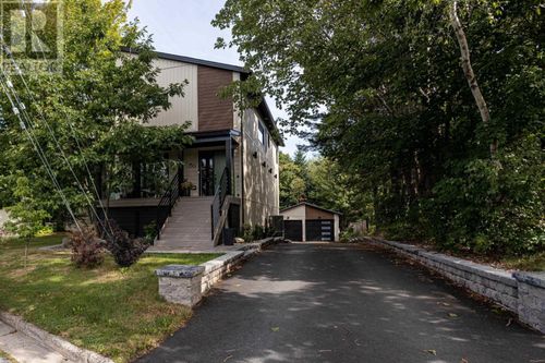 8 Applewood Lane, Dartmouth, NS, B2X2Z6 | Card Image