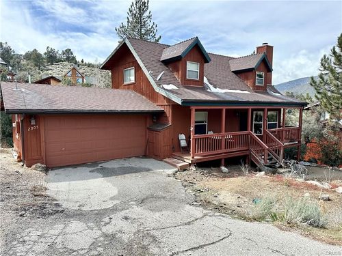 2005 Zermatt Dr, PINE MOUNTAIN CLUB, CA, 93222-4051 | Card Image