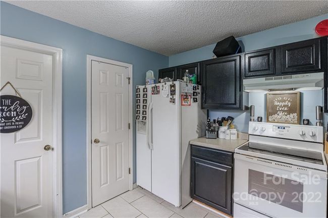 617 Crout Pond Way, House other with 3 bedrooms, 2 bathrooms and null parking in Gilbert SC | Image 12