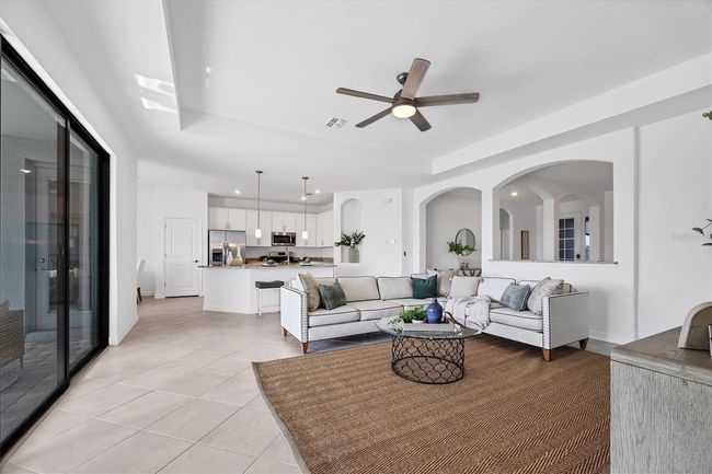 15344 Serene Shores Loop, House other with 4 bedrooms, 2 bathrooms and null parking in Bradenton FL | Image 7