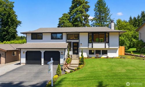 19624 62nd Ave Ne, Kenmore, WA, 98028-8648 | Card Image