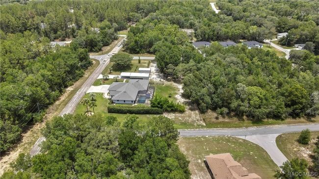 10721 N Ocean Dr, House other with 3 bedrooms, 2 bathrooms and 7 parking in CITRUS SPRINGS FL | Image 71