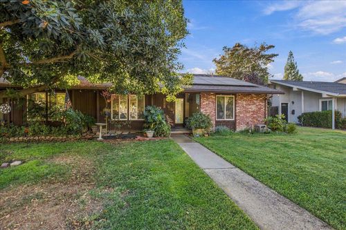 6939 Shiloh Place, Stockton, CA, 95219 | Card Image