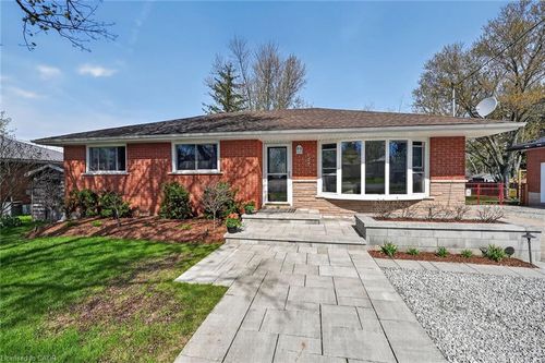 127 Ayr Street, Caledonia, ON, N3W1E5 | Card Image