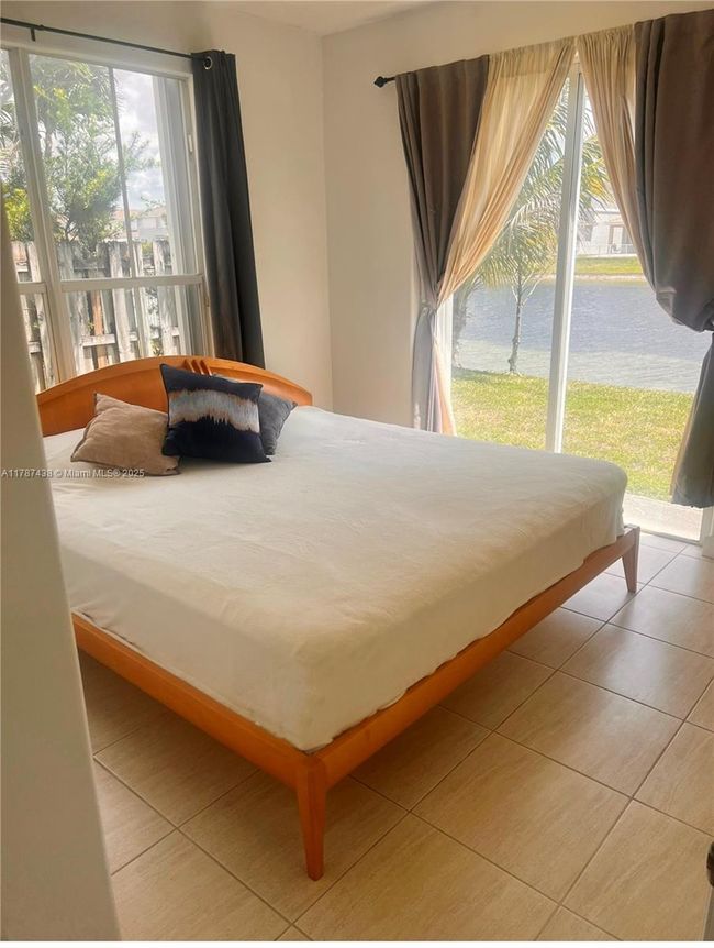 0 - 11336 Nw 47 Th Ln, House other with 4 bedrooms, 3 bathrooms and null parking in Doral FL | Image 8