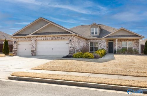 106 Oak Fletcher Dr, Harvest, AL, 35749-4908 | Card Image