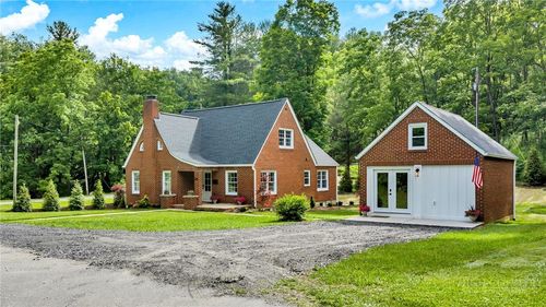 114 Speaks Rd, West Jefferson, NC, 28694-9127 | Card Image