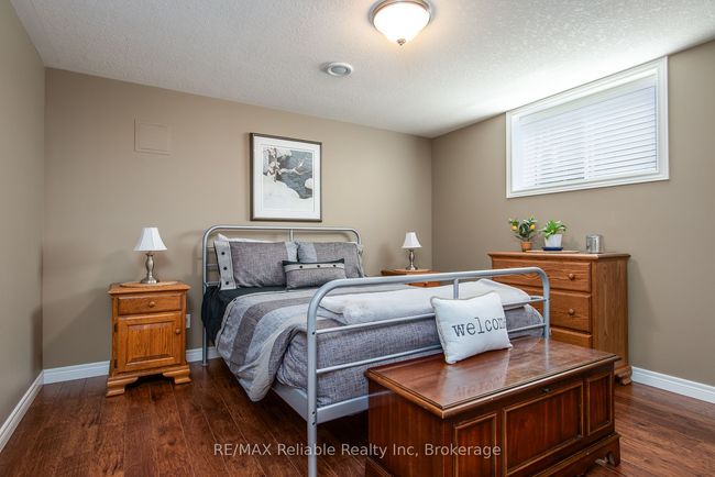 24 Carriage Lane, House other with 3 bedrooms, 3 bathrooms and 6 parking in Bayfield ON | Image 40