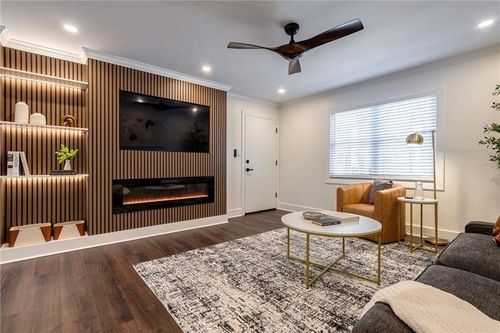 apt-g1-4282 Roswell Rd Ne, Atlanta, GA, 30342-3726 | Card Image