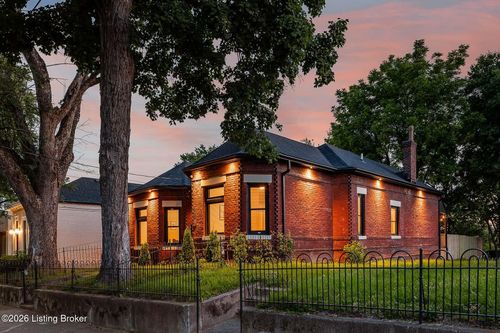 1829 Brownsboro Rd, Louisville, KY, 40206-2111 | Card Image