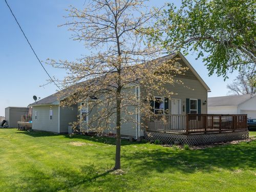 403 N East St, Ellsworth, IL, 61737-7539 | Card Image