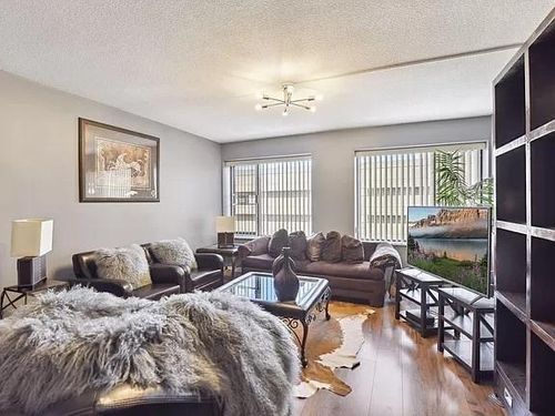 apt-b808-19 S 1st St, Minneapolis, MN, 55401-1842 | Card Image