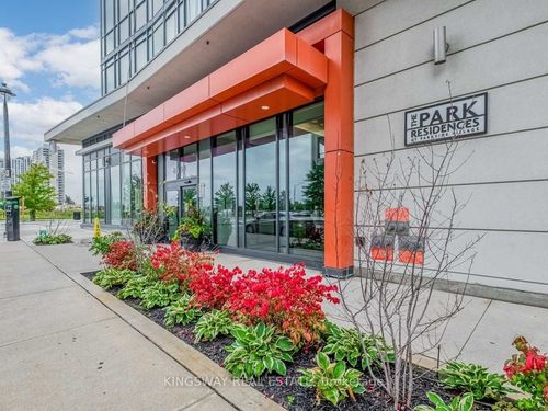 2504-4099 Brickstone Mews, Mississauga, ON, L5B0G2 | Card Image
