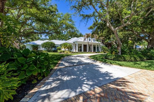 705 Painted Bunting Ln, Vero Beach, FL, 32963-2004 | Card Image