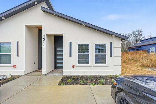 b-1311 Oneal St, Commerce, TX, 75428-2103 | Card Image