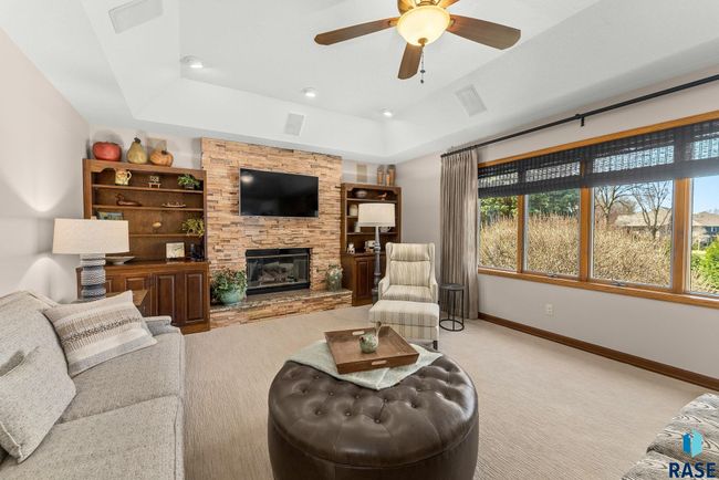 904 W Chicory Ln, House other with 5 bedrooms, 5 bathrooms and null parking in Sioux Falls SD | Image 5