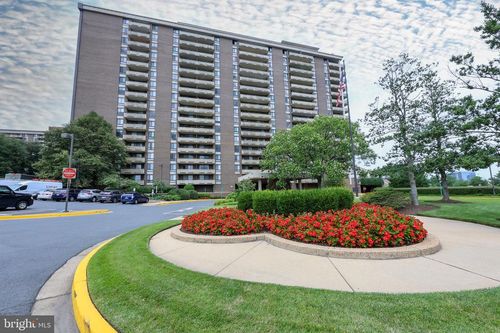 apt-804-1800 Old Meadow Rd, MCLEAN, VA, 22102-1813 | Card Image