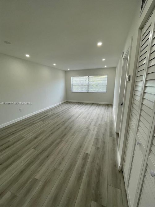apt-409-365 Ne 125th St, North Miami, FL, 33161-4666 | Card Image