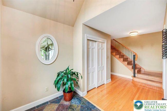 938 Meadow Cir, House other with 5 bedrooms, 5 bathrooms and null parking in BETHLEHEM PA | Image 5