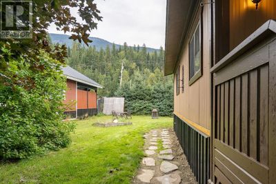 46 - 241 23 Highway N, House other with 3 bedrooms, 1 bathrooms and null parking in Revelstoke BC | Image 2