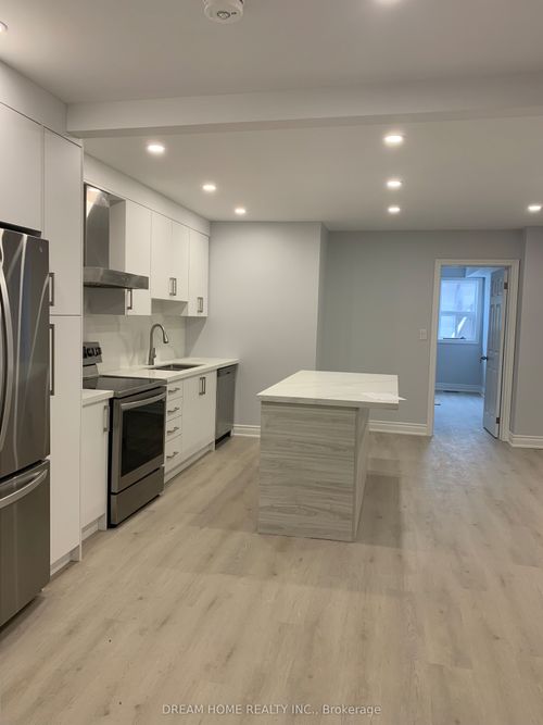 102-12 Mansfield Ave, Toronto, ON, M6J2B1 | Card Image
