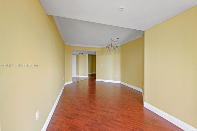 APT-1303 - 520 Se 5 Th Ave, Condo with 3 bedrooms, 2 bathrooms and null parking in Fort Lauderdale FL | Image 16