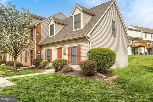 200 N Timber Ct, HARRISBURG, PA, 17110-3951 | Card Image