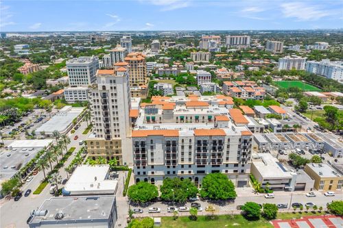 624-1805 Ponce De Leon Blvd, Coral Gables, FL, 33134-4406 | Card Image