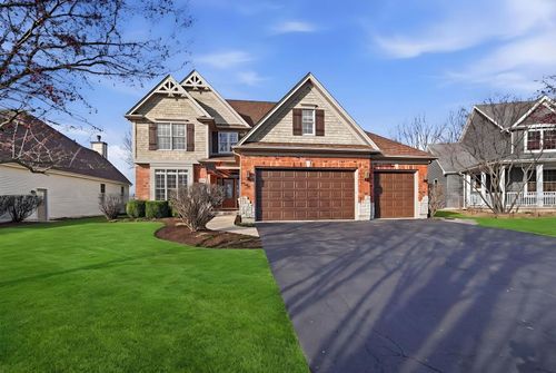 660 Avon Ct, Elburn, IL, 60119-8412 | Card Image