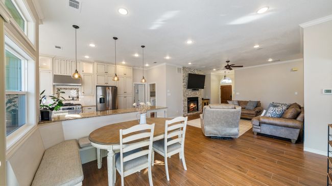116 1 St Oak Dr, House other with 3 bedrooms, 2 bathrooms and null parking in Enchanted Oaks TX | Image 11