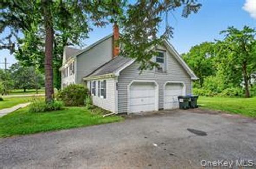 114 Old Mansion Rd, Chester, NY, 10918-4802 | Card Image