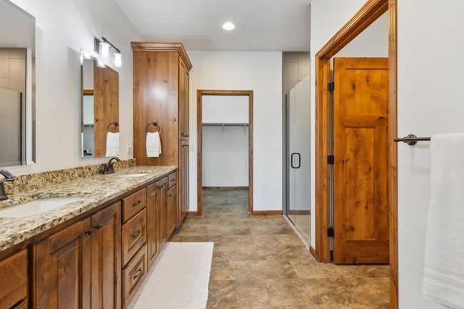 7466 Fairway Ln, Townhouse with 3 bedrooms, 2 bathrooms and null parking in Breezy Point MN | Image 24