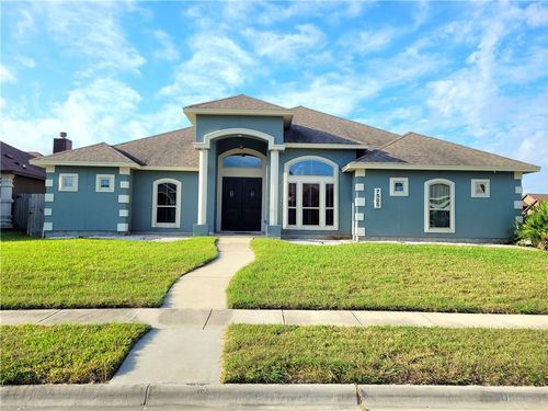 7505 S Lake Dr, Corpus Christi, TX, 78414-2201 | Card Image