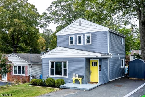 108 Dupont Ave, Hopatcong, NJ, 07843-1704 | Card Image
