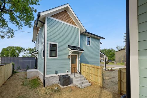 912 N 12th St, Nashville, TN, 37206 | Card Image