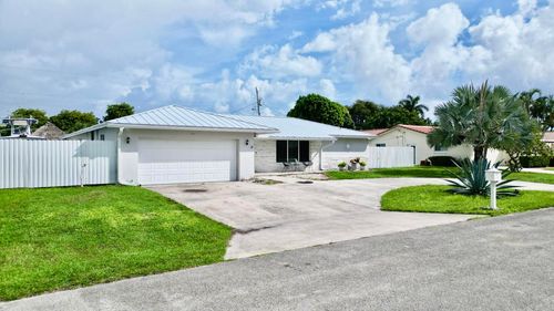 1861 Caribbean Rd W, Lake Clarke Shores, FL, 33406-8606 | Card Image