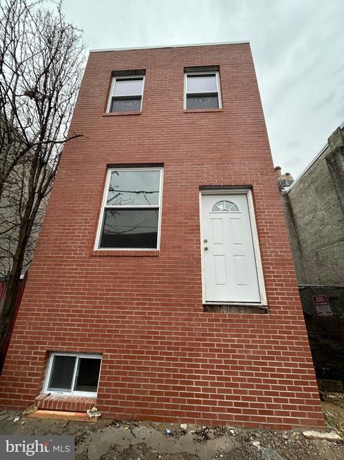 2029 E Auburn St, PHILADELPHIA, PA, 19134-4001 | Card Image