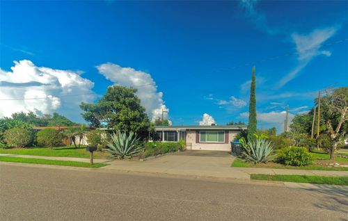 6401 Ramir Road, ORLANDO, FL, 32810 | Card Image