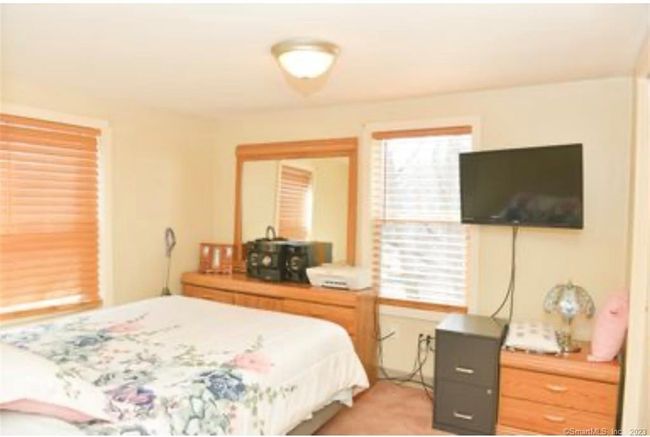APT-10 - 7 Andrews St, House other with 2 bedrooms, 1 bathrooms and null parking in Bristol CT | Image 11