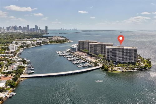 a504-1 Grove Isle Dr, Miami, FL, 33133-4100 | Card Image