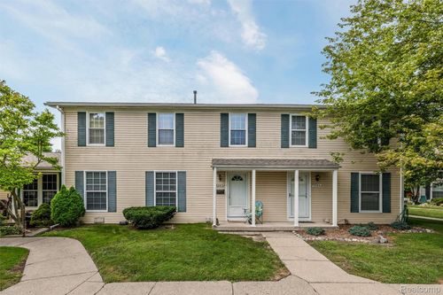 6986 Harvard Ln, Canton, MI, 48187-2502 | Card Image