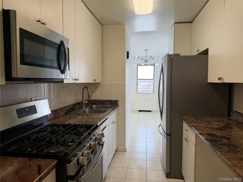 apt-12j-85-15 Main St, Briarwood, NY, 11435-1863 | Card Image