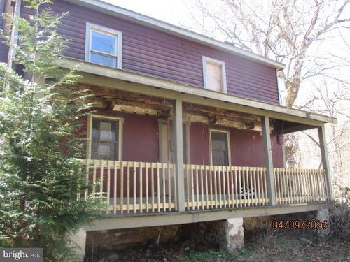 448 Bulltown Rd, ELVERSON, PA, 19520-8730 | Card Image