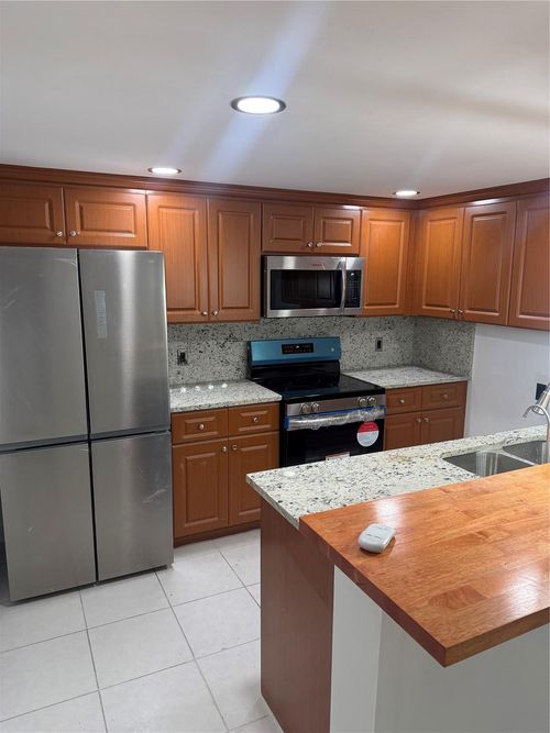 b-9138 Sw 23rd St, Davie, FL, 33324 | Card Image