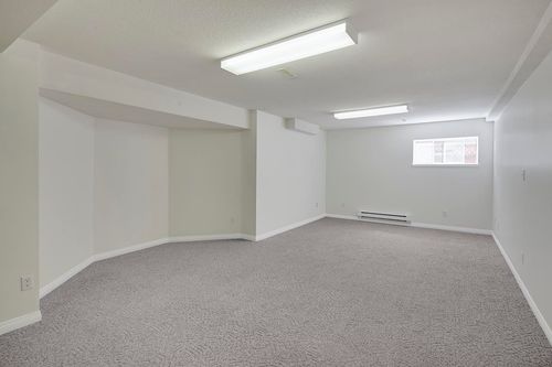 2977 Robson Dr, Coquitlam, BC, V3E2S5 | Card Image