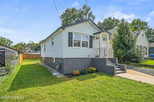 181 Hilltop Blvd, Keyport, NJ, 07735-6018 | Card Image