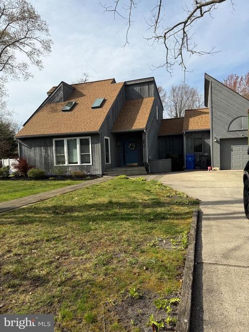 234 Arkansas Ave, Toms River, NJ, 08753-1806 | Card Image